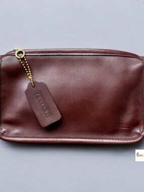 Vintage Coach Mahogany Brown Chunky Case with Hangtag